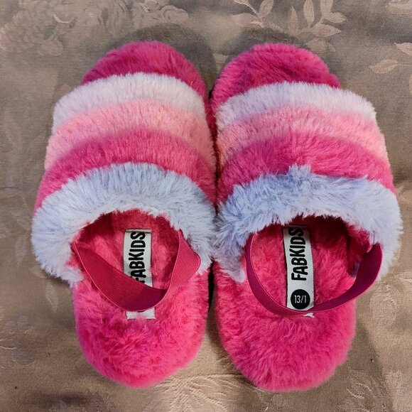 FabKids Pink Fluffy Slippers, Size 13/1, Gently Used - Picture 3 of 4